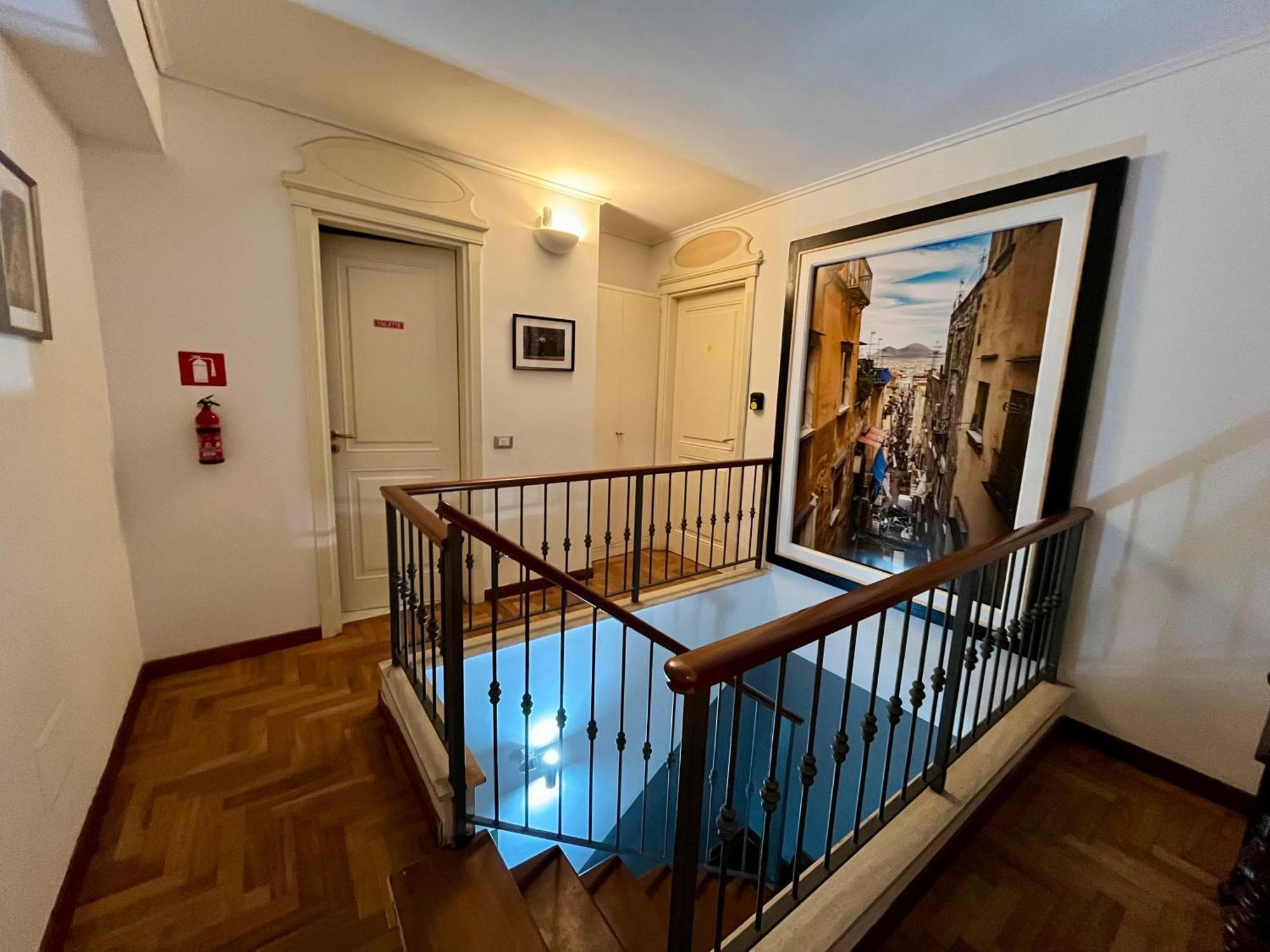 Rota House - Apartment In Santa Chiara, The Heart Of Naples Nápoly Kültér fotó