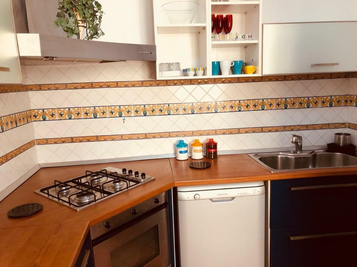 Rota House - Apartment In Santa Chiara, The Heart Of Naples Nápoly Kültér fotó